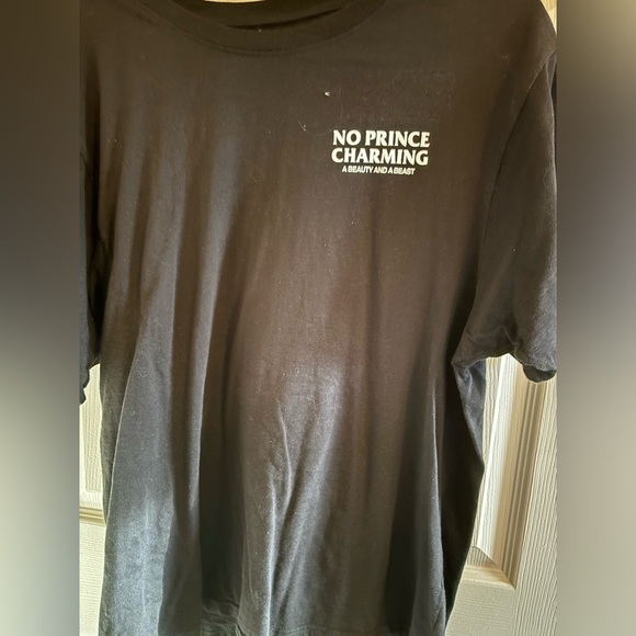 No Prince Charming Graphic T-Shirt - 2XL​ - Picture 2 of 3